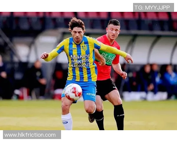 埃因霍温与鹿特丹的激烈对决揭示荷甲赛季的精彩与悬念